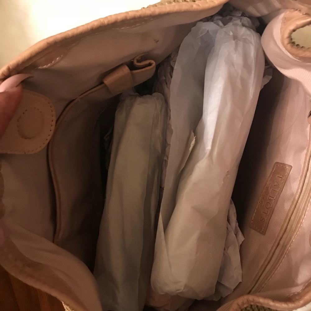 Handbag - Picture 3 of 6